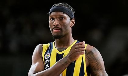 Τόσα χρήματα θα πάρει η Φενέρμπαχτσε για τον Χέιζ-Ντέιβις που πήγε στους Σανς