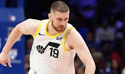 Συνεχίζει στους Τζαζ ο Μίχαϊλιουκ