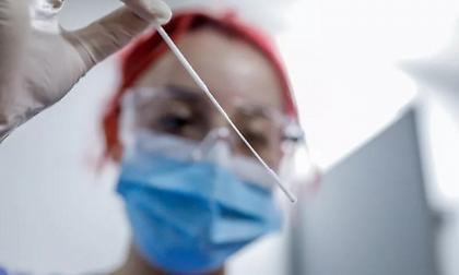 Τζανάκης: Ο κορωνοϊός επέστρεψε με νέα παραλλαγή - Ποιο είναι το κύριο σύμπτωμα