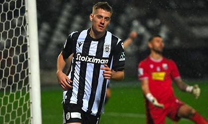 «Εξετάζει σοβαρά την περίπτωση του Κωνσταντέλια η Μπρέντφορντ - Θέλει να... σαμποτάρει την προσπάθεια της Στουτγκάρδης»