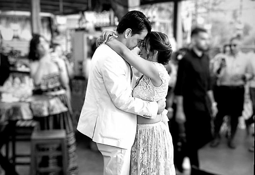 Χριστίνα Βραχάλη - Graham Wood: Το πάρτι του γάμου τους ήταν ένα καλοκαιρινό όνειρο αγάπης!