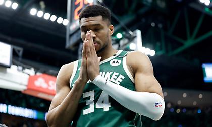 «Δεν θα αποφασίσει για το μέλλον του πριν το τέλος του καλοκαιριού ο Γιάννης»