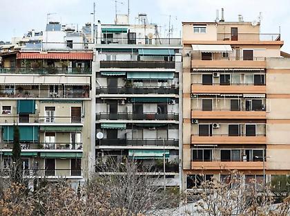 Μέτρα στήριξης 8 δισ. ευρώ από την κυβέρνηση σε ευάλωτα νοικοκυριά για το φόρο άνθρακα