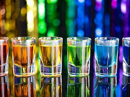 Στο νοσοκομείο 16χρονη που κατανάλωσε αλκοόλ στην Ιεράπετρα - Συνελήφθη η μητέρα, αναζητείται η υπεύθυνη του μπαρ