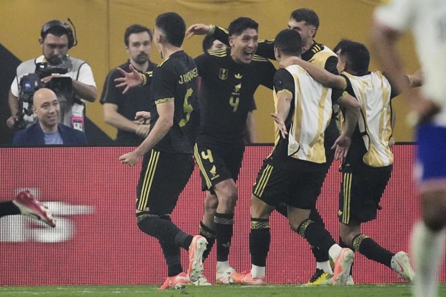 ΗΠΑ-Μεξικό 1-2: Πήραν το 10ο Gold Cup οι Μεξικανοί