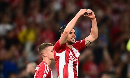 Ο Γιάρεμτσουκ φωτογραφήθηκε με σταρ του Χόλιγουντ στο Λας Βέγκας