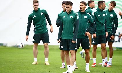 Τρελάθηκε ο καιρός στην πρωϊνή προπόνηση του Παναθηναϊκού – Βουτιά από τους 35 βαθμούς στους 10!