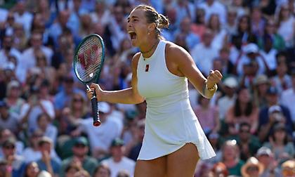 Με ανατροπή στα ημιτελικά η Σαμπαλένκα, στους «4» και η Ανισίμοβα