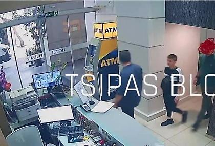 Η στιγμή της σύλληψης της Ειρήνης Μουρτζούκου - Οδηγείται σήμερα στον εισαγγελέα για τις δολοφονίες των τριών παιδιών