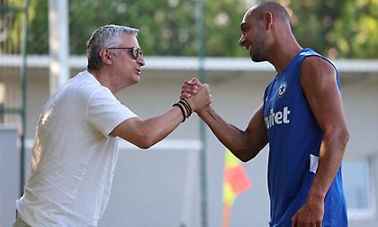 «Η αγάπη και η τρέλα για το αστέρι δεν κρύβονται»: Στο πλευρό του Ατρόμητου ο Σπανός