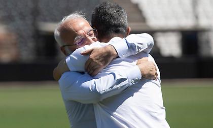 Αποχώρησε ο Σαββίδης από την Τούμπα - Η ένθερμη αγκαλιά με Λουτσέσκου