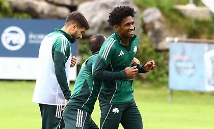 Παναθηναϊκός: Δοκιμή με Τετέ στο «10», επιστροφή για Τσιριβέγια