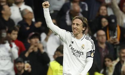 Συγκινεί στο «αντίο» του στη Ρεάλ ο Μόντριτς