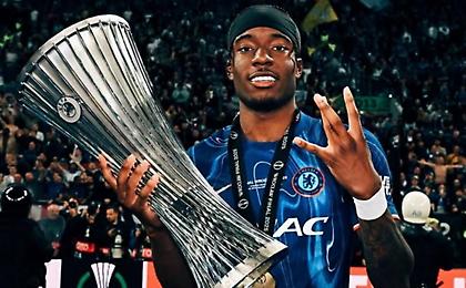 Απόλυτη συμφωνία Τσέλσι - Άρσεναλ, μετακομίζει ο Μαντουέκε