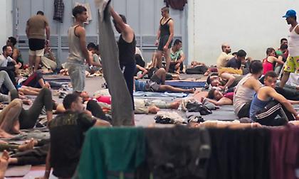 Ακυρώσεις κρατήσεων στην Κρήτη λόγω παράνομων μεταναστών