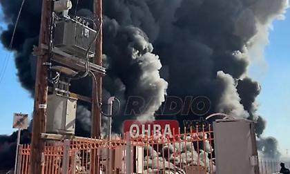 Μεγάλη φωτιά σε εργοστάσιο πλαστικών στη Ριτσώνα - 112 για τους καπνούς