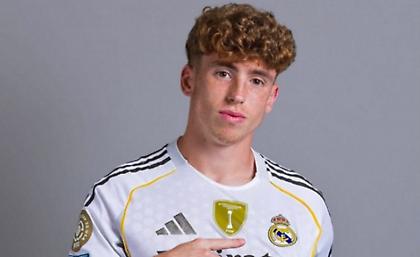 Επίσημα στην Οσασούνα ο Βίκτορ Μουνιόθ, που ακούστηκε και για τον Ολυμπιακό