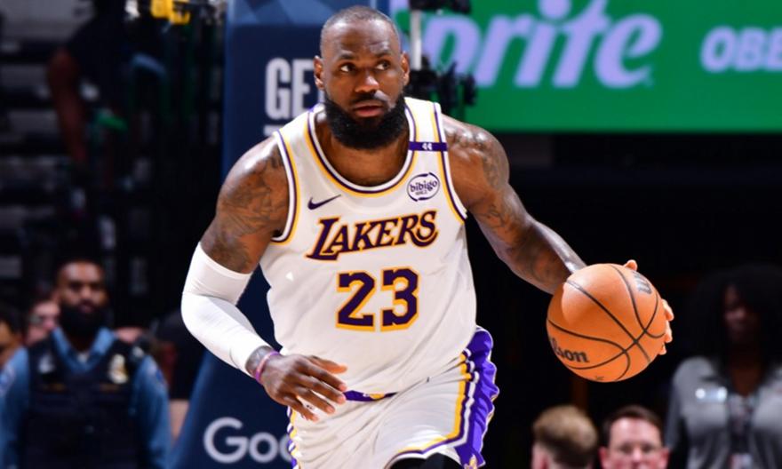 NBA: Τέσσερις ομάδες ψάχτηκαν για να αποκτήσουν με ανταλλ