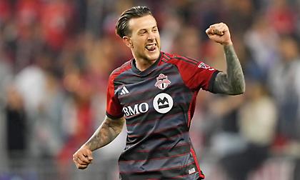 Μετά τον Ιμόμπιλε, ανακοινώνει και τον Μπερναντέσκι η Μπολόνια