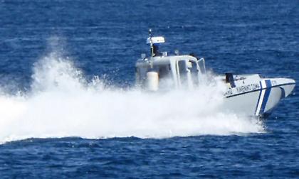 Σκάφος της Frontex προσάραξε σε ξέρα στη Λέσβο και βυθίστηκε - Διασώθηκαν οι 6 επιβαίνοντες