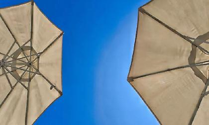 Στους 38 βαθμούς η μέγιστη θερμοκρασία την Τρίτη - Πού θα σημειωθούν καταιγίδες