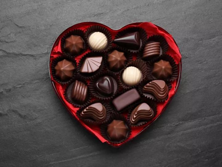 Γυναίκα σχεδίαζε να δολοφονήσει τον πρώην σύζυγό της με ένα κουτί.... σοκολατάκια με φαιντανύλη ως γαμήλιο δώρο!