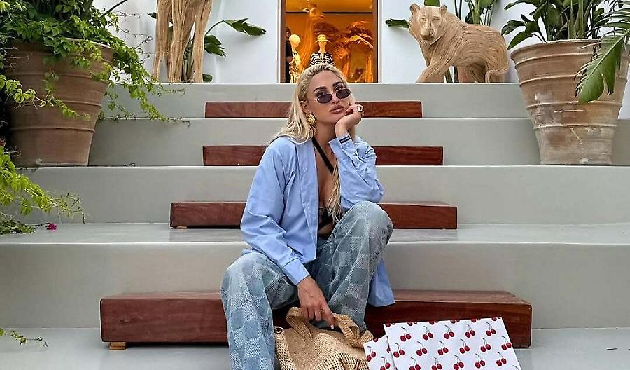 Η Ιωάννα Τούνη απαντά στα αρνητικά σχόλια για τις αναρτήσεις και τις διακοπές μετά το πένθος