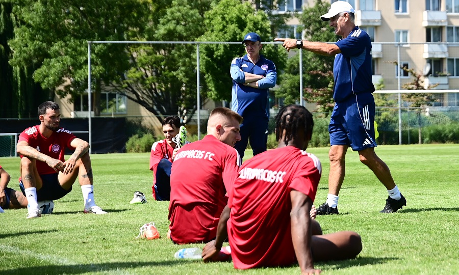 Ολυμπιακός: Ασκήσεις με μπάλα από την αρχή από τον Μεντιλίμπαρ