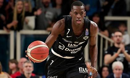 Βίρτους Μπολόνια: Επένδυση με την απόκτηση του Σαλιού Νιάνγκ