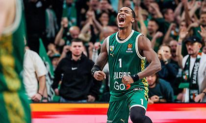 «Πάει για Λόνι Γουόκερ μετά το ναυάγιο με Μίτσιτς η Ρεάλ - Στο ραντάρ της και ο Τάις»