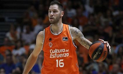 Τον επαναπατρισμό του Γιόβιτς μετά από οκτώ χρόνια επιδιώκει ο Ερυθρός Αστέρας!