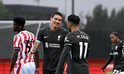 Σάρωσε τη Στόουκ με χατ τρικ του Νούνιες η Λίβερπουλ