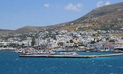 Θρίλερ στην Πάρο: 23χρονος βρέθηκε νεκρός στο δωμάτιό του μέσα σε «λίμνη» αίματος - Δούλευε σεζόν