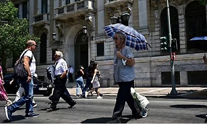 Επιμένει o καύσωνας και σήμερα με 43αρια - Σε ποιες περιοχές θα χτυπήσει «κόκκινο» ο υδράργυρος