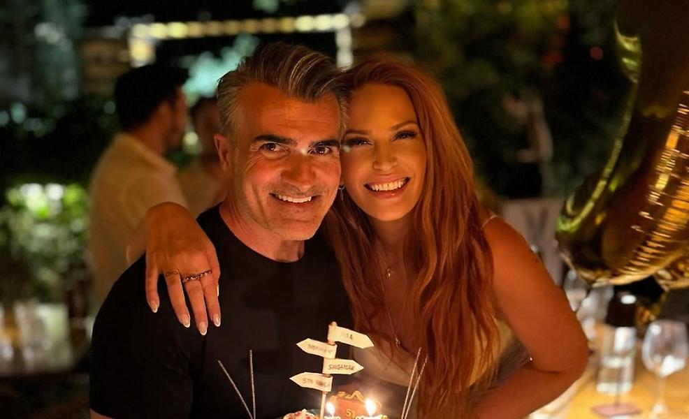 Παύλος Σταματόπουλος: Γιόρτασε τα... κανονικά του γενέθλια με τούρτα αλά Happy traveller. Πόσο έγινε; 15!