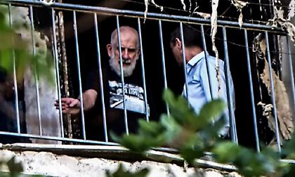 Νέα αυτοψία από πραγματογνώμονες στο διαμέρισμα του Πέτρου Φιλιππίδη μετά την πυρκαγιά