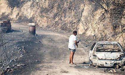 Φωτιά στην Κύπρο: Πύρινη κόλαση στη Λεμεσό – Δύο νεκροί, καμένα σπίτια και συνεχείς εκκενώσεις