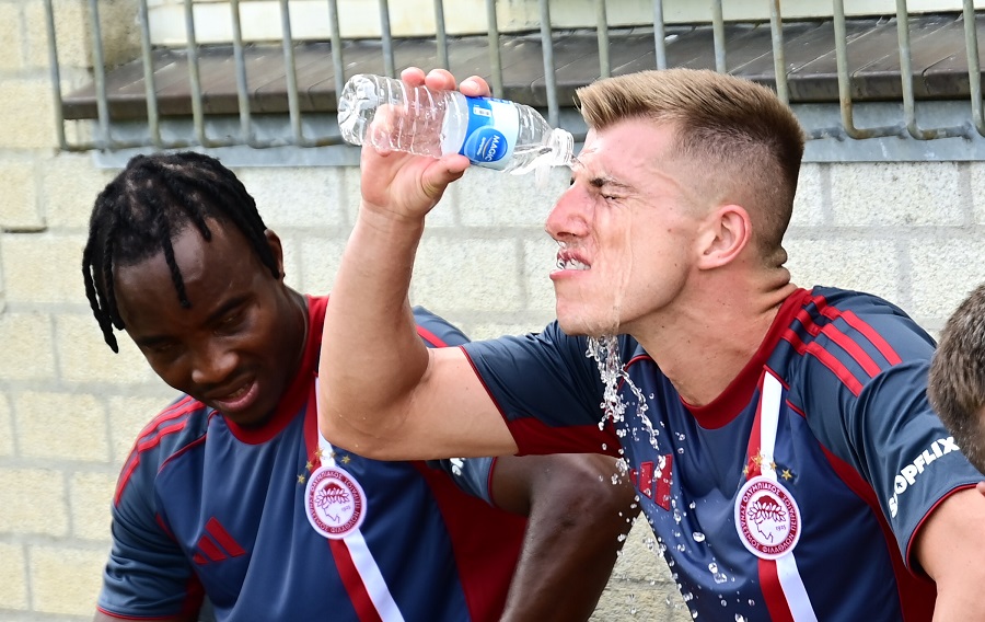 Ολυμπιακός: Η μάχη για τις δύο θέσεις των άκρων!