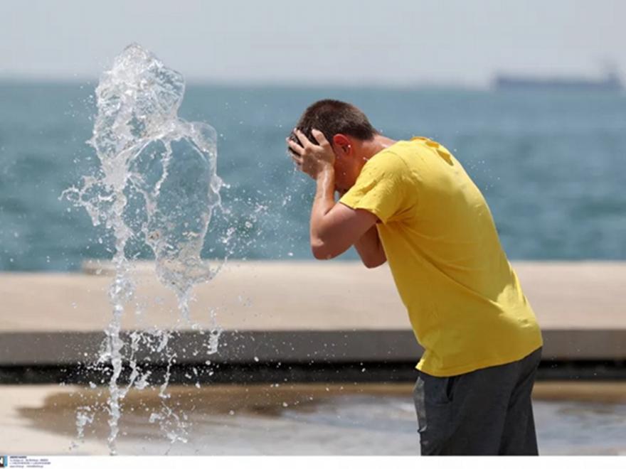 Σε ισχύ το έκτακτο δελτίο της ΕΜΥ: Παραμένει ο κόκκινος συναγερμός - Υποχώρηση από Κυριακή
