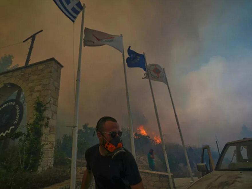 Φωτιά στη Λεμεσό: Συγγνώμη ζήτησε ο αρχιπύραρχος από τους πολίτες