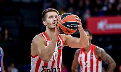 Επίσημο: Από τον Ολυμπιακό στην Dubai BC ο Πετρούσεφ!