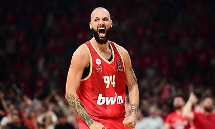 «Σπίτι είναι εκεί που βρίσκεται η καρδιά σου»: To ποστάρισμα του Ολυμπιακού για τον Φουρνιέ