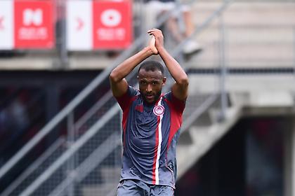 Ολυμπιακός: Οι δύο «κανονιές» του Ελ Κααμπί, ο πανηγυρισμός αλά… Ρονάλντο και ο μαγικός Πνευμονίδης