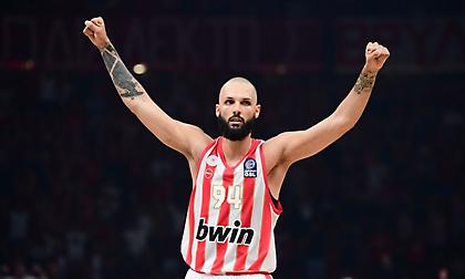 Η πρώτη αντίδραση του Φουρνιέ μετά την ανανέωση του με τον Ολυμπιακό: «Είναι η συνέχεια κάτι δυνατού»