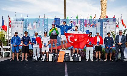 Δύο μετάλλια για τους Έλληνες ιστιοπλόους στο Παγκόσμιο ILCA4 Youth