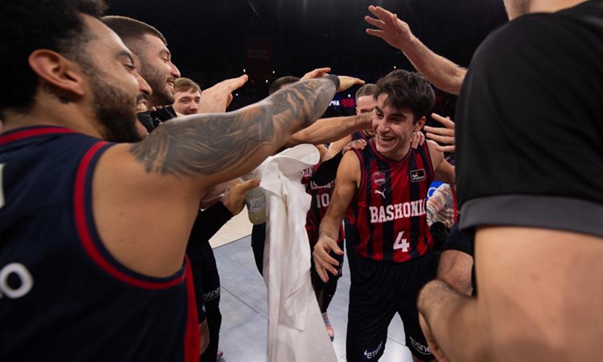 Το μήνυμα του γιου του προέδρου της Μπασκόνια στον Ρογκαβόπουλο: «Θα μας λείψεις μ@λ@κα»