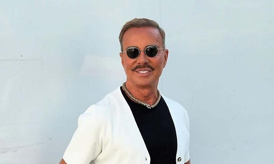 Λάκης Γαλαβάς: Το ζεϊμπέκικο στη Μύκονο που έγινε viral χάρη στη Σπυροπούλου