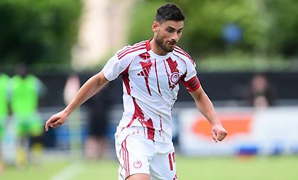 Γιώργος Μασούρας: Στους 10 κορυφαίους αρχηγούς ποδοσφαίρου στον κόσμο για το 2025