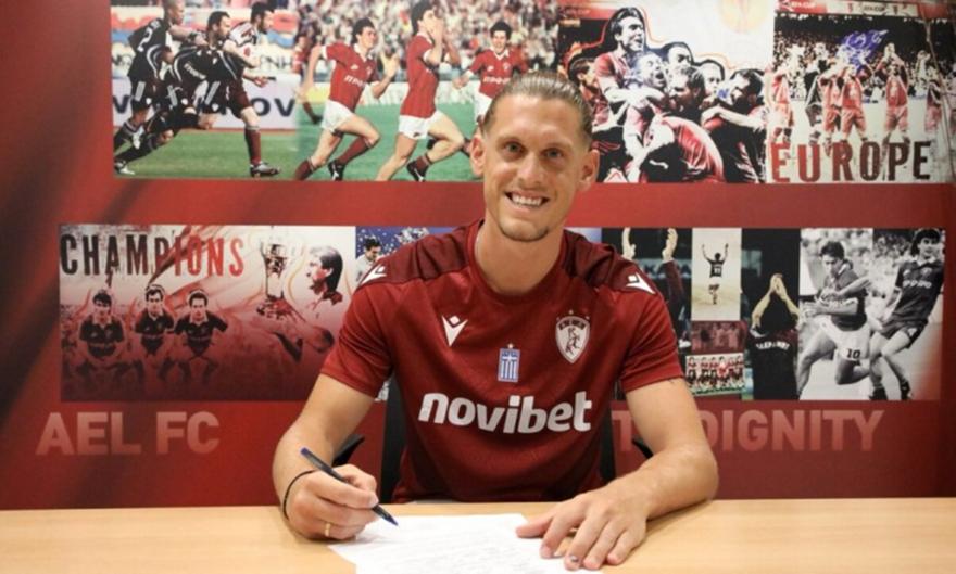 Ανακοίνωσε Γιούση η ΑΕΛ