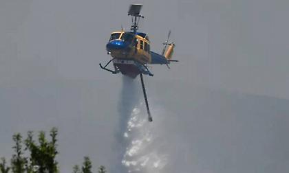 Φωτιές: Πολλές και μικρές εστίες στην Άσσηρο, συνεχείς αναζωπυρώσεις - Βελτιωμένη η εικόνα στη Δεσκάτη Γρεβενών